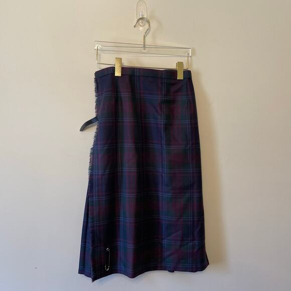 Hector Russell Small 26-28” waist tartan plaid pure wool kilt Scottish red blue - Picture 6 of 11